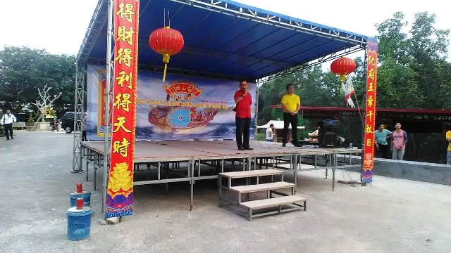 Bupati Siak dan Sekda Rohil Hadiri Bakar Tongkang di Batam